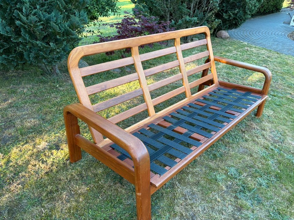 Drei Sessel,Teakholzsofa von S. Burchardt Nielsen, Dänemark in Lohne (Oldenburg)