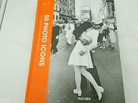 Buch 50 Photo Icons  Die Geschichte hinter den Bildern -NEU- Frankfurt am Main - Preungesheim Vorschau