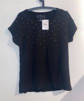 Hübsches T-Shirt mit Blumen Berlin - Pankow Vorschau