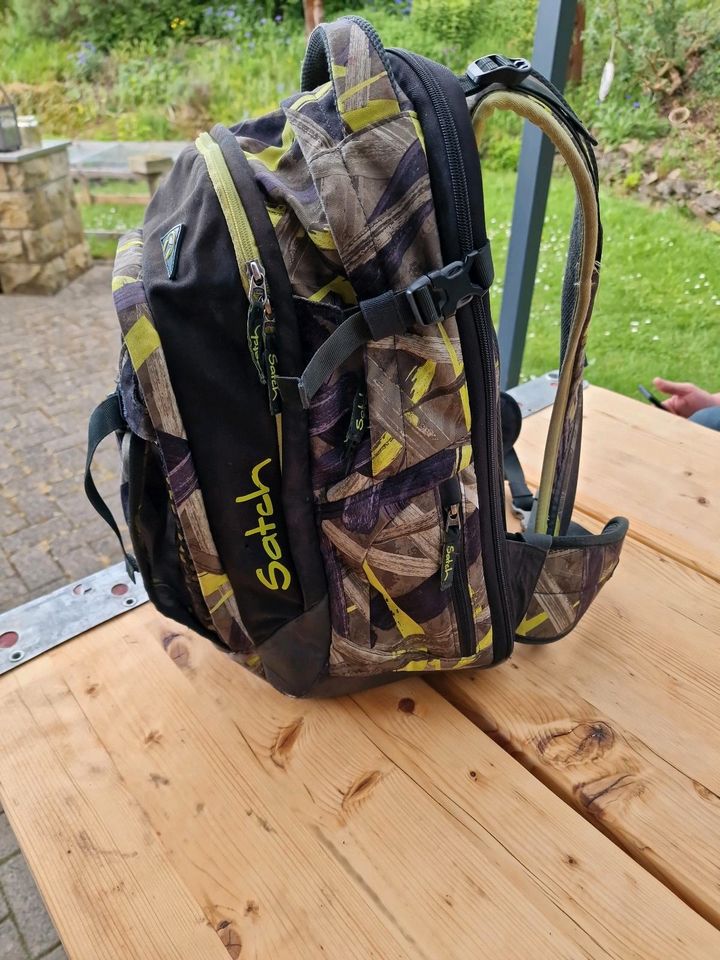 Satch Match Schulrucksack grün/schwarz in Kausen