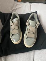 Puma sneakers Grau Lack 36  Turnschuhe Halbschuh Rheinland-Pfalz - Gierschnach Vorschau