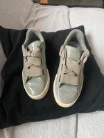 Puma sneakers Grau Lack 36  Turnschuhe Halbschuh Rheinland-Pfalz - Gierschnach Vorschau