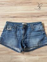 Jeans Hotpants Hose Größe 38 pimkie Nordrhein-Westfalen - Düren Vorschau