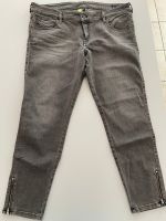 Diesel Jeans SLANDY-LOW-ZIP W34-L30 dunkelgrau Bayern - Ergoldsbach Vorschau