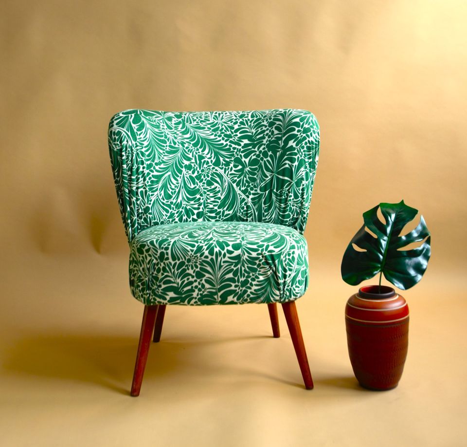 Vintage Sessel 50er Jahre mit neuem Bezug Blattmuster in Paderborn
