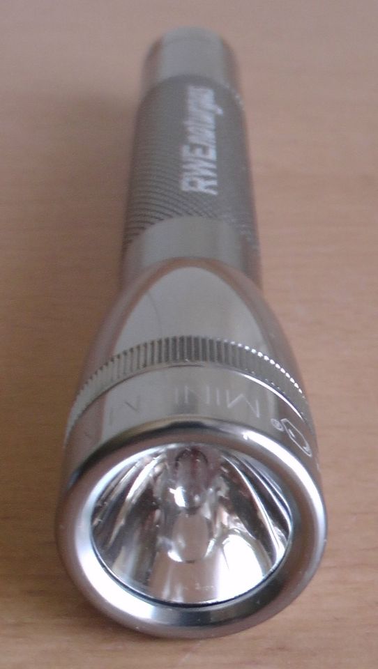 Mini Maglite Taschenlampe Stablampe RWEnaturgas in Wenden