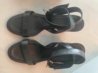 BALENCIAGA Sandale High Heel Black Heel Nordrhein-Westfalen - Pulheim Vorschau