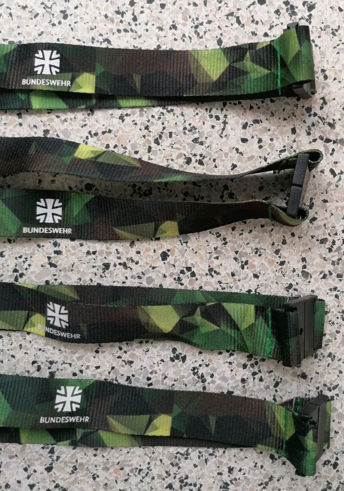 4 Bundeswehr Bw Schlüsselband Schlüsselanhänger Lanyard Flecktarn in Wiesbaden