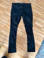 Levi’s Jeans Damen Gr. 27 schwarz einwandfrei Hessen - Butzbach Vorschau