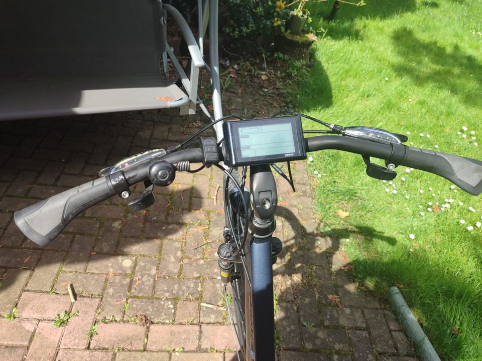 City E-Bike  ECU 1401 anthrazit matt, RH 44 cm, 28 Zoll in Limburg