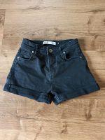 Bershka Jeansshort, Gr. 32 Nordrhein-Westfalen - Hövelhof Vorschau