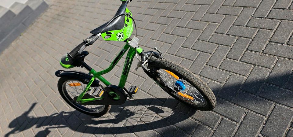 KAWASAKI Kinder Fahrrad 18 Zoll in Berlin