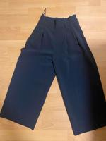 Blaue 3/4 culotte von Cos Nürnberg (Mittelfr) - Mitte Vorschau