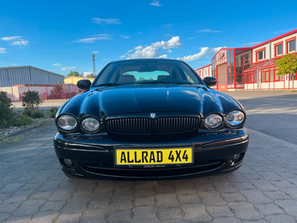 Jaguar X-Type 2.5 V6 Sport Allrad 4x4 Tüv bis 11-2025 in Holzminden