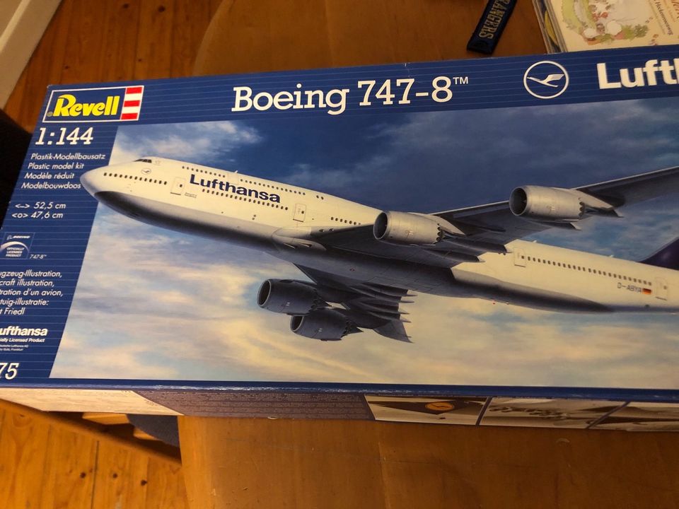 Revell Boeing 747-8 Lufthansa in Grefrath