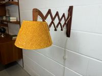 Vintage Teak Scherenlampe Leselampe Wandlampe 60er 70er midmod Niedersachsen - Delmenhorst Vorschau