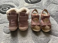 UGG Elefanten Set Sandalen Lauflernschuhe 25/26 aus 1.Hand Hessen - Hattersheim am Main Vorschau