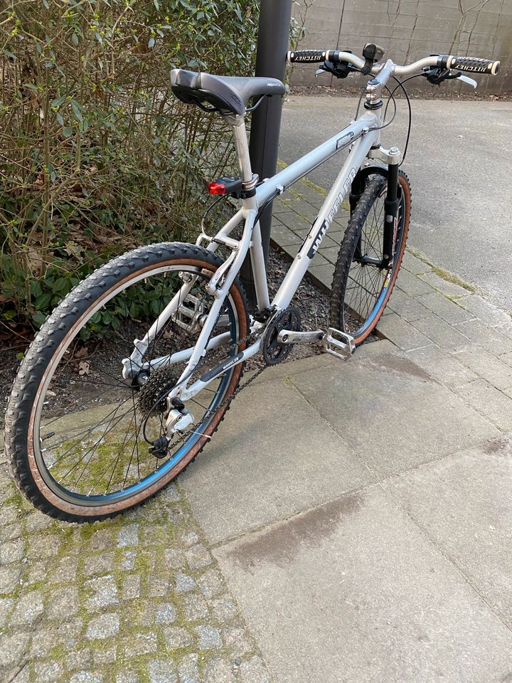 Mountainbike WHEELER,Super Ausstattung (ShimanoXT,LX) 27G, Rh47cm in Berlin