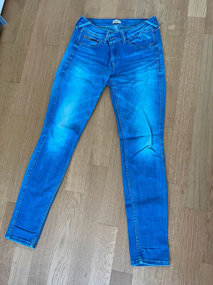 Hilfiger Denim Jeanshose W29 L32 in Bad Vilbel