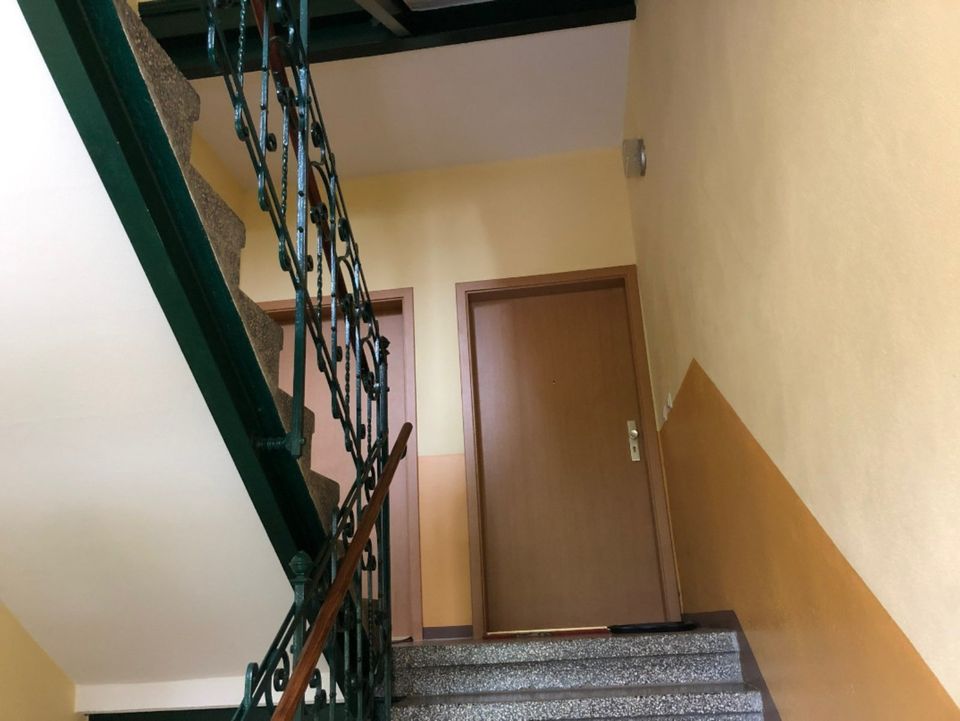 In Reichenhain: gemütliche 2-Zimmer-Wohnung mit Balkon u. EBK! in Chemnitz