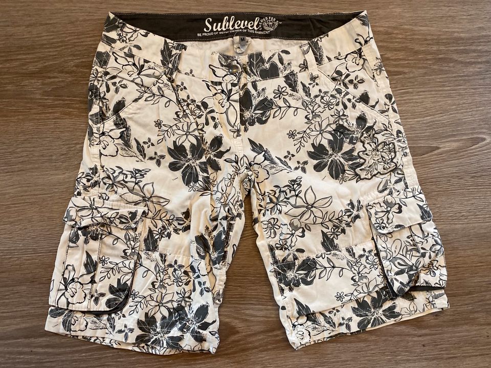 Rock Minirock kurze Hose Bermuda Shorts Damen 5tlg Paket Gr M 38 in Stechow-Ferchesar