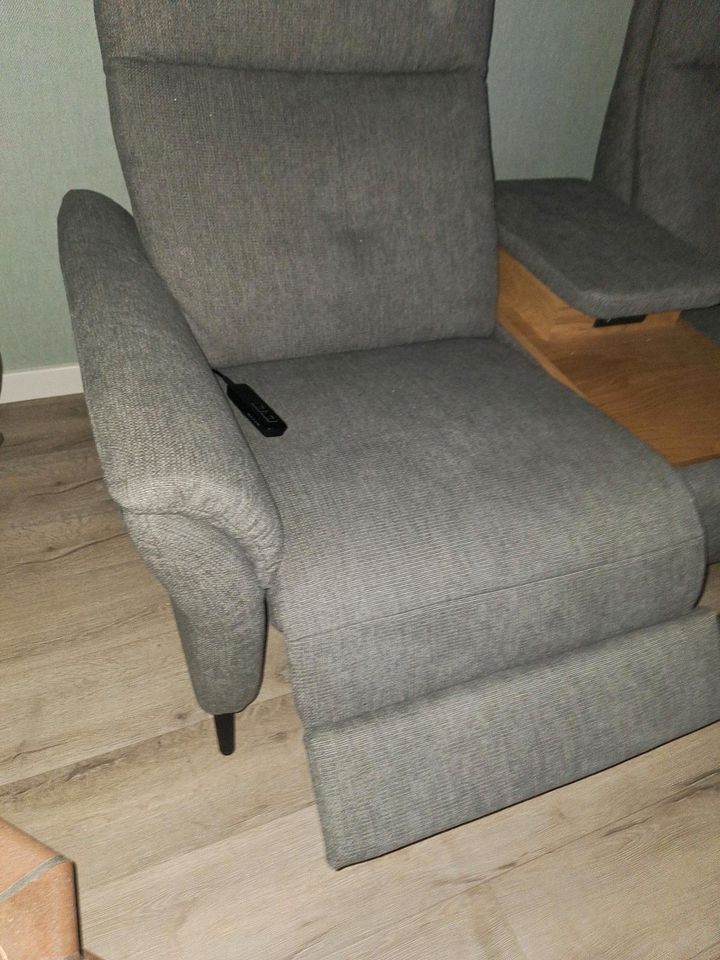 Sofa Relaxe, ausfahrbare Sessel, bequem, grau, NEU in Bad Laer