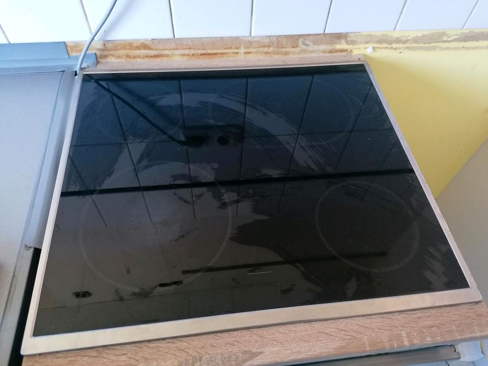 Gorenje Elektroherd mit Glaskeramikceranfeld in Moers