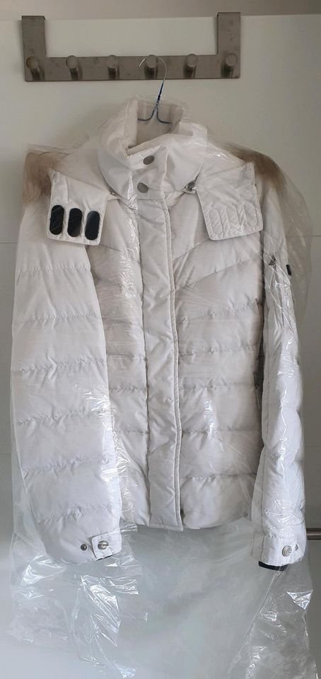 Bogner Fire&Ice Skijacke weiß Daunenjacke mit Echt-Pelz Größe 40 in Unterföhring