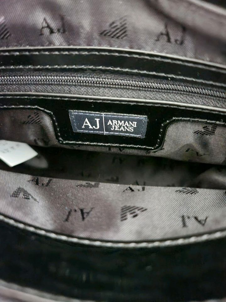 ARMANI JEANS Damentasche / Handtasche wie NEU in Leipzig