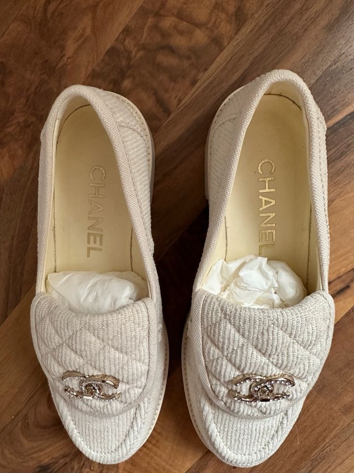 Chanel Loafer Gr.39 Beige Glitzer Swarovski Steine Limited in Berlin