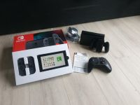 Nintendo switch mit OVP und Pro Controller Nordrhein-Westfalen - Mönchengladbach Vorschau