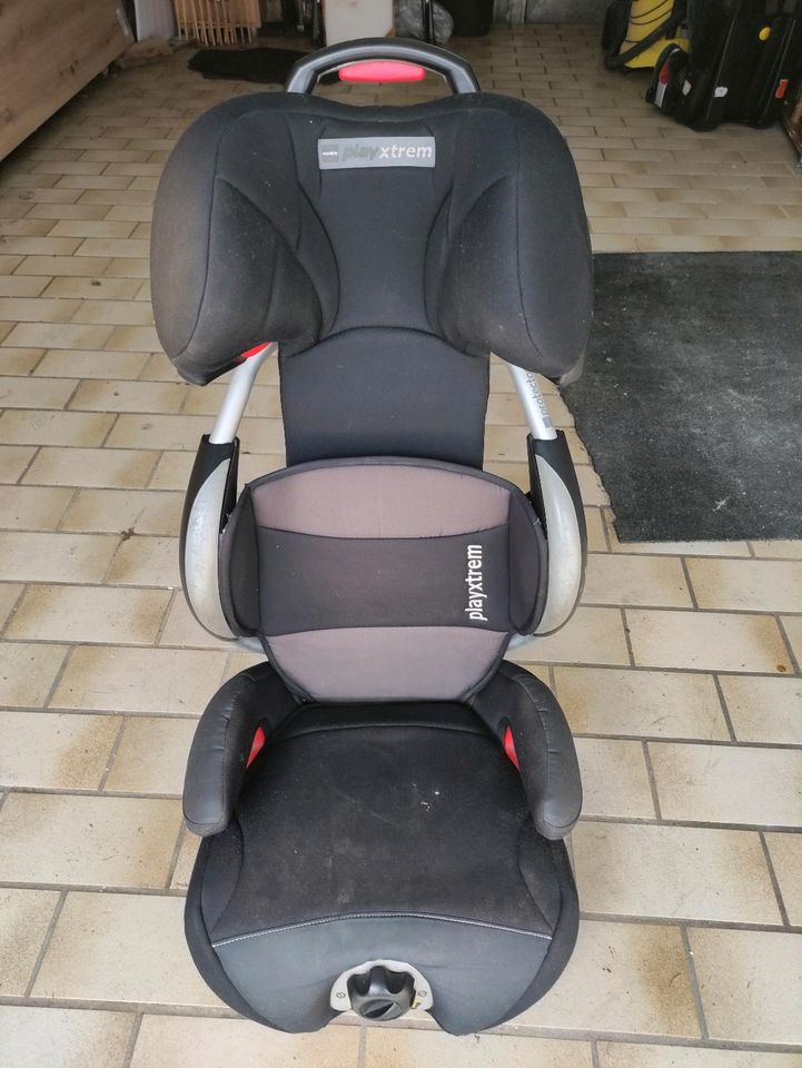 Auto-Kindersitz in Hirzenhain