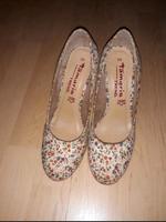 Pumps High Heels mit Blumenmuster Gr. 38 von Tamaris Leder Hessen - Habichtswald Vorschau