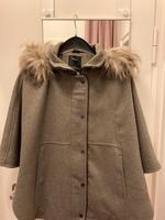 Yessica by C&A Cape Poncho Woll-Mix Faux Fur-Kragen Gr S 36 NEU Essen - Essen-Kray Vorschau