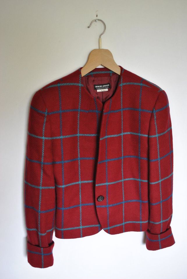 Vintage Giorgio Armani Damen Blazer Jackett Größe S/M rot in Lütjenburg