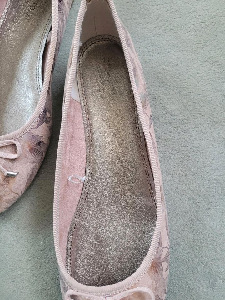 Ballerinas Marco Tozzi Gr 42-42,5 rosé glänzend NEU in Hamburg