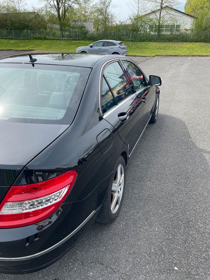 Mercedes Benz C220 CDI Avantgarde in Brakel