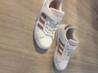 Adidas Kinder Sneaker Gr. 30 NEU Nordrhein-Westfalen - Lemgo Vorschau