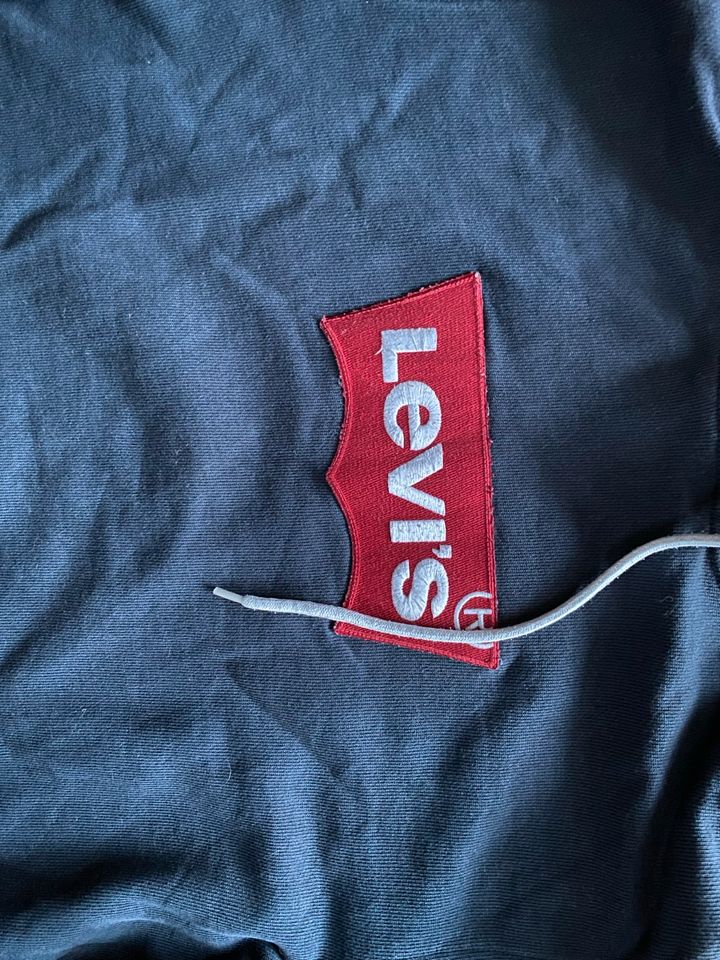 Levi’s Pullover - M in Aachen