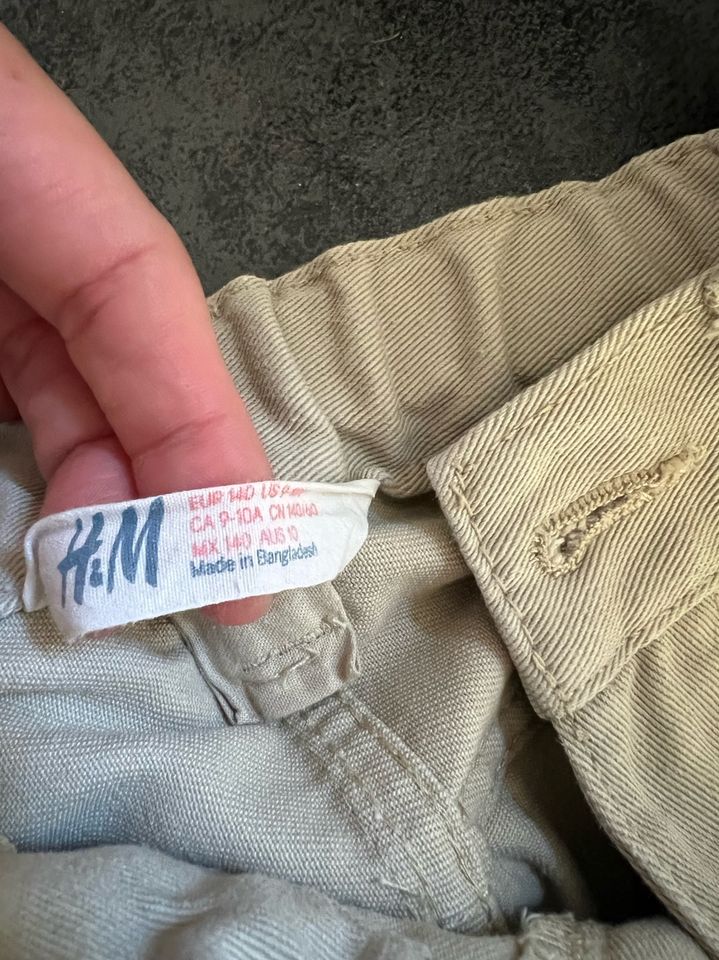 *** Stylische Jeans für Jungs von H&M *** in Horst (Holstein)