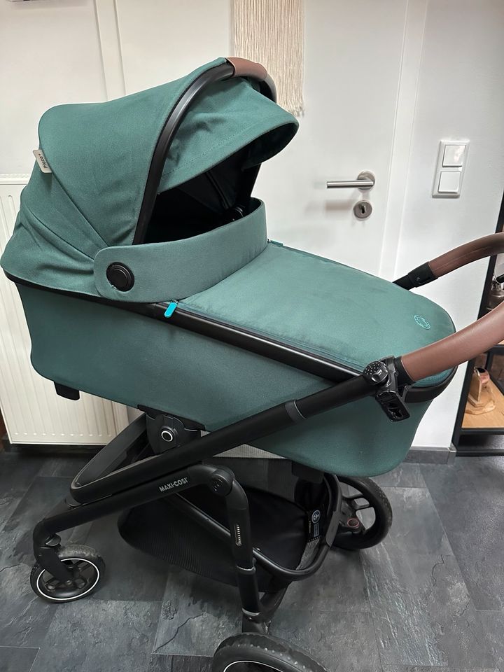 Kombi Kinderwagen Maxi Cosi Plaza + grün neuwertig in Dingelstädt