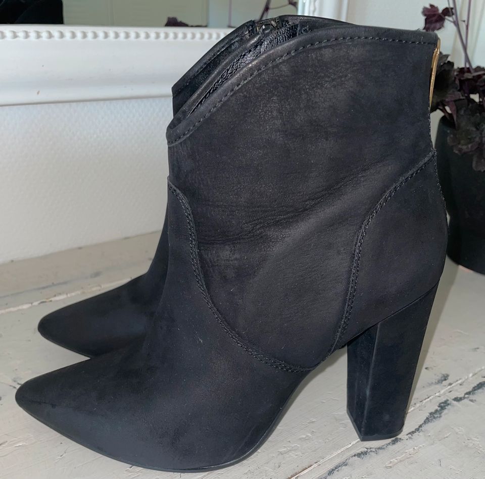 *Steve Madden*Stiefelette*Boots*schwarz*Gr.39*Reißverschluß gold* in Selm