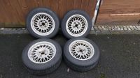 BMW E30 Kreuzspeichen Alufelgen 15 Zoll ET 24 Lochkreis 4x100 Nordrhein-Westfalen - Wilnsdorf Vorschau