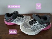 Sneaker / Turnschuhe Gr. 29 Lupilu mit Blinkfunktion Niedersachsen - Didderse Vorschau