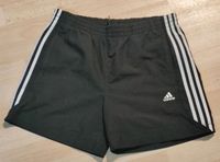 Adidas Shorts*kurze Sporthose*Gr.176*guter Zustand Dithmarschen - Burg (Dithmarschen) Vorschau