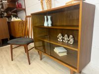 Vintage HELLERAU Vitrine Kommode Sideboard 60er mid century Niedersachsen - Delmenhorst Vorschau