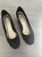 Pumps mit Keilabsatz Niedersachsen - Bockenem Vorschau