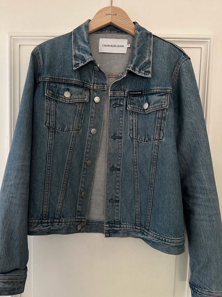 Calvin Klein Jeansjacke Gr. L in Breitengüßbach