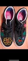 Vans mit Blumen Nordrhein-Westfalen - Herne Vorschau
