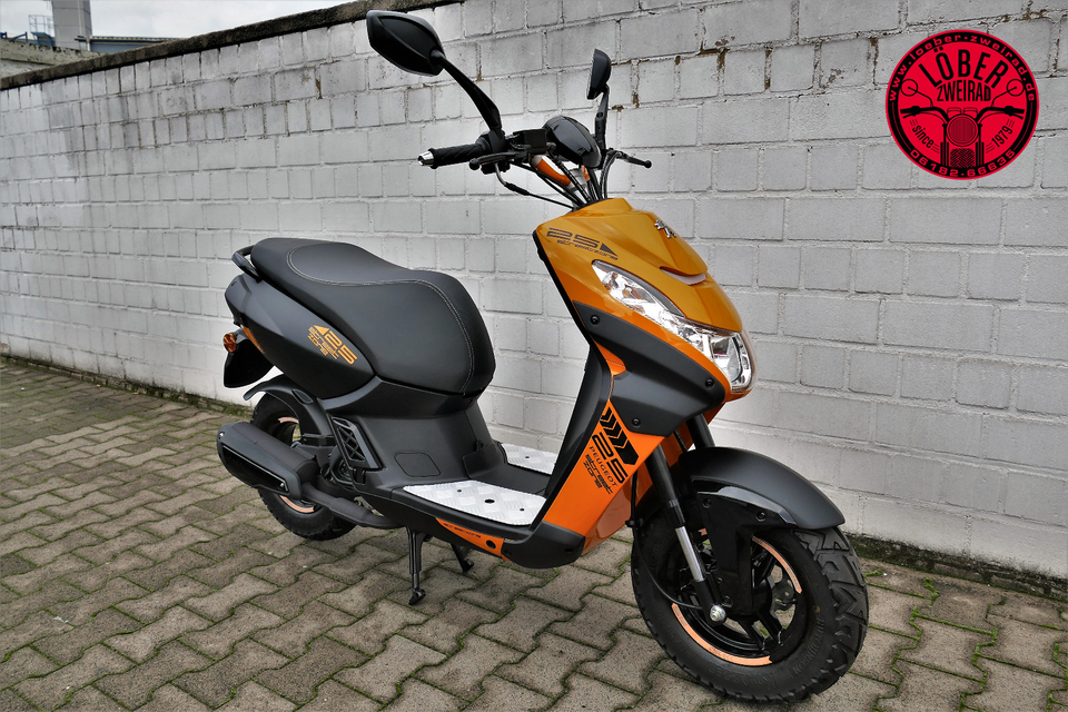 MOFA - Peugeot Streetzone 10" EURO 5 - Neufahrzeug auf 25km/h in Hainburg